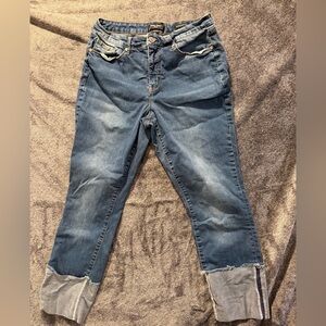 Nine West Women’s Capri Jeans Size 10 Medium Wash Cuffed Hem